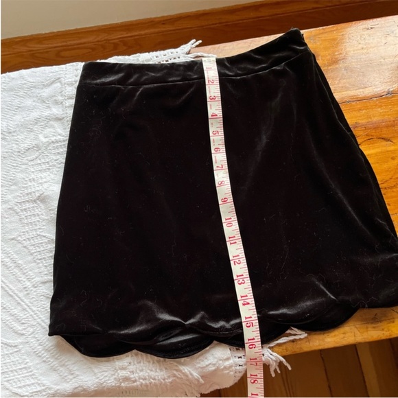 Altar’d state skirt - Picture 3 of 5